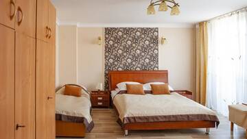 Фото номера Трехместный номер Отель Hotel Livia г. Воломин 3