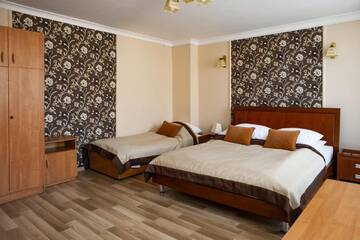 Фото номера Трехместный номер Отель Hotel Livia г. Воломин 2